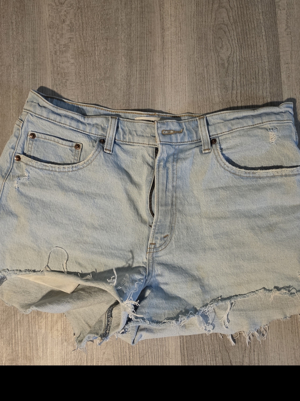Abercrombie & Fitch Light Blue Distressed Denim Mom Shorts